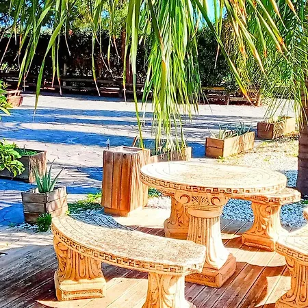 Les 3 Aigles Maison Avec Piscine Privee Hébergement de vacances *