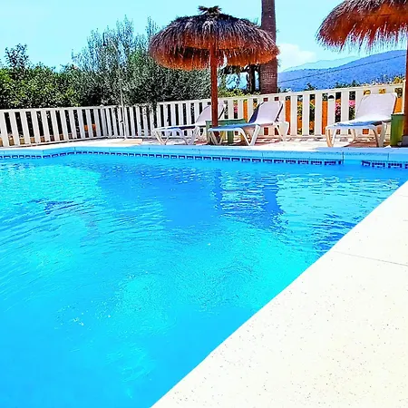 Prázdninový dům Les 3 Aigles Maison Avec Piscine Privee *